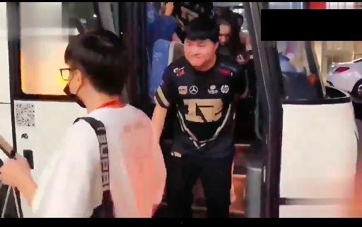 网红女朋友爆料视频大全,揭秘网红圈那些不为人知的秘密 第1张 网红女朋友爆料视频大全,揭秘网红圈那些不为人知的秘密 第1张